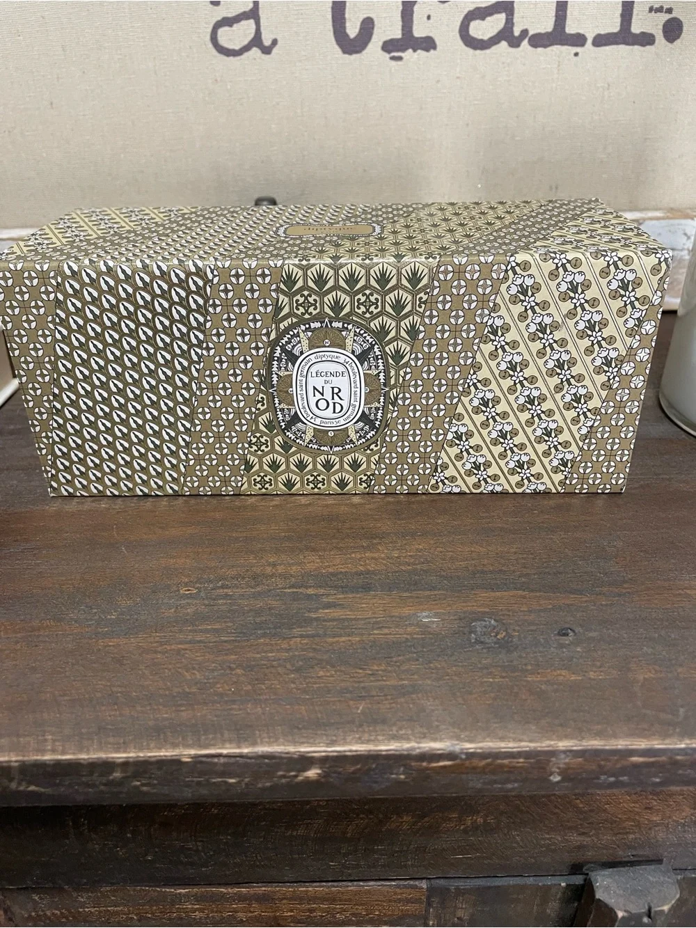 New diptyque Decorative Candle Set